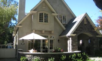Palo Alto Home Sales = Multiple Offers